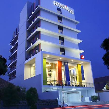 Amaris Hotel Dr. Susilo Grogol Jakarta Exterior foto