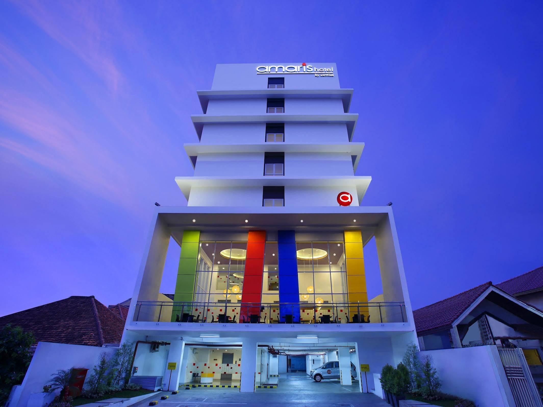 Amaris Hotel Dr. Susilo Grogol Jakarta Exterior foto