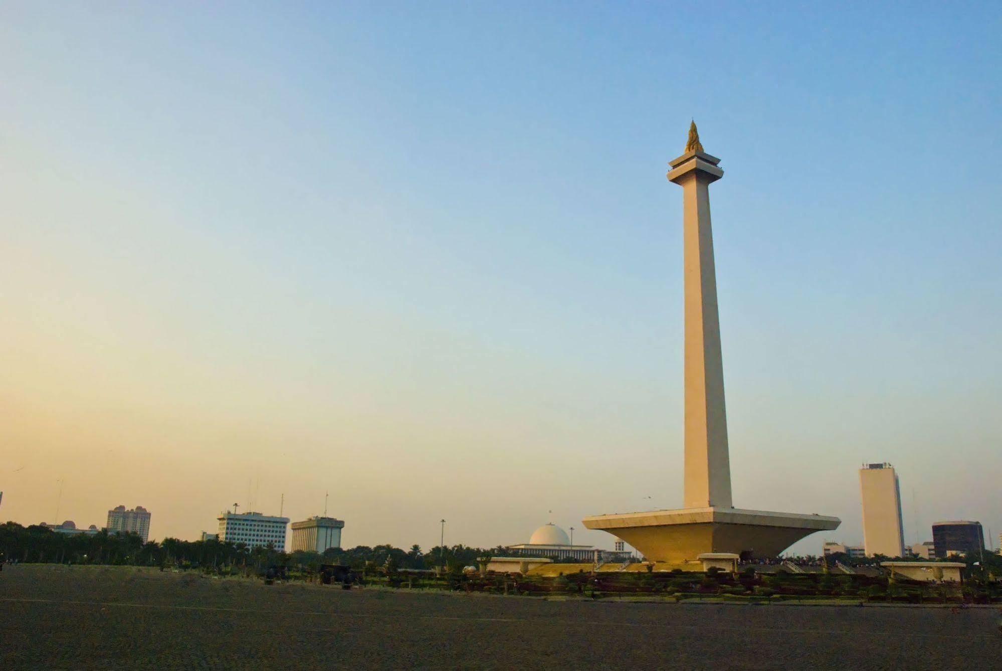 Amaris Hotel Dr. Susilo Grogol Jakarta Exterior foto