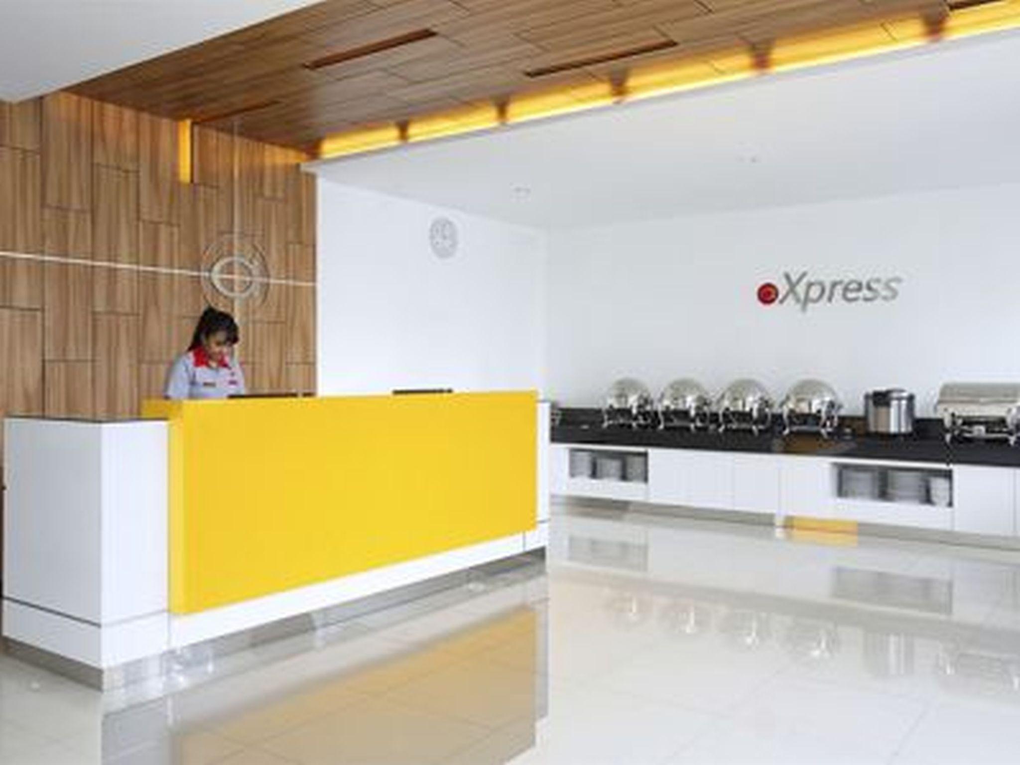 Amaris Hotel Dr. Susilo Grogol Jakarta Exterior foto